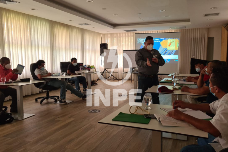 Capacitación De Nuestro Personal Técnico